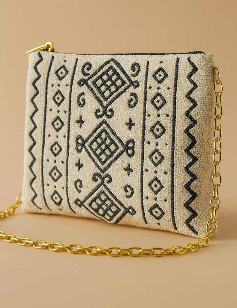 A chic handbag adorned with traditional geometric patterns Off-White