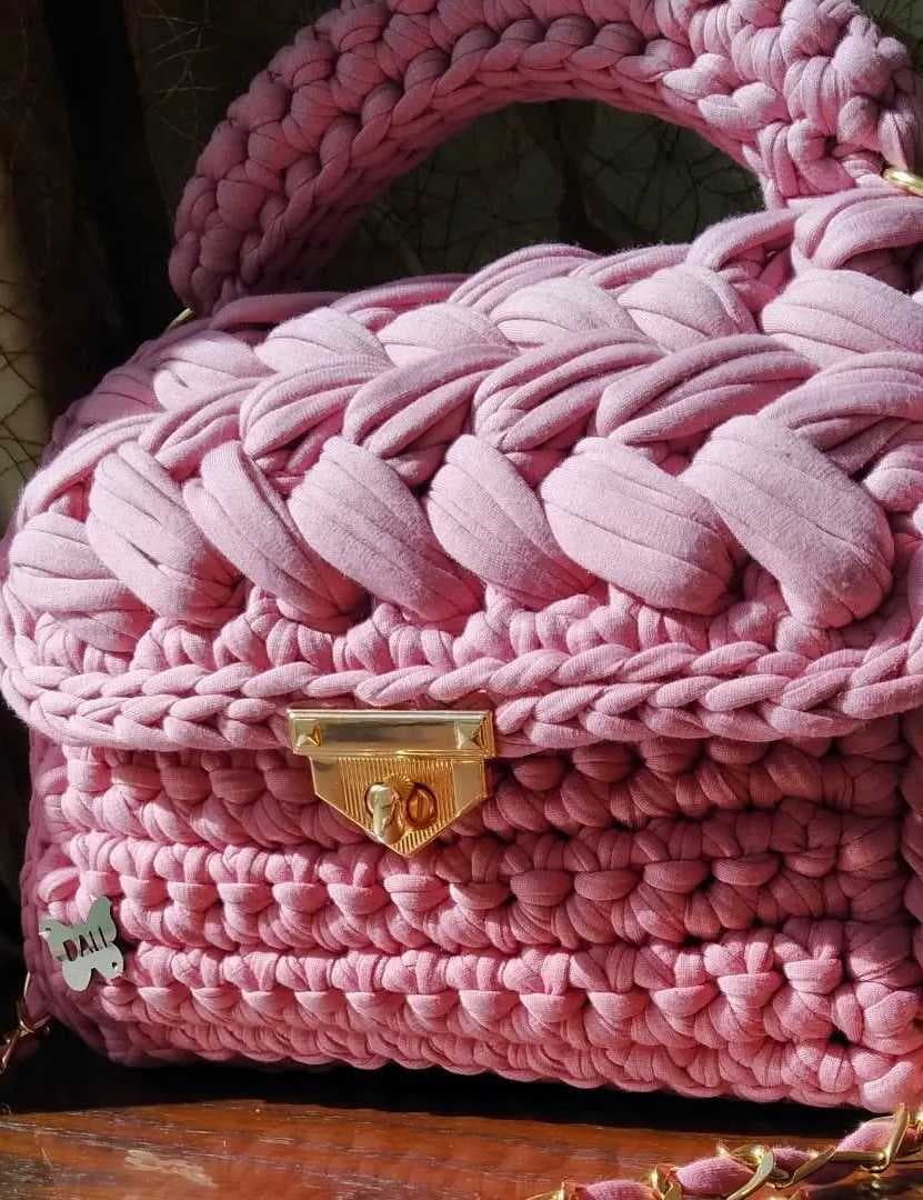 A stylish handmade crochet handbag Mauve