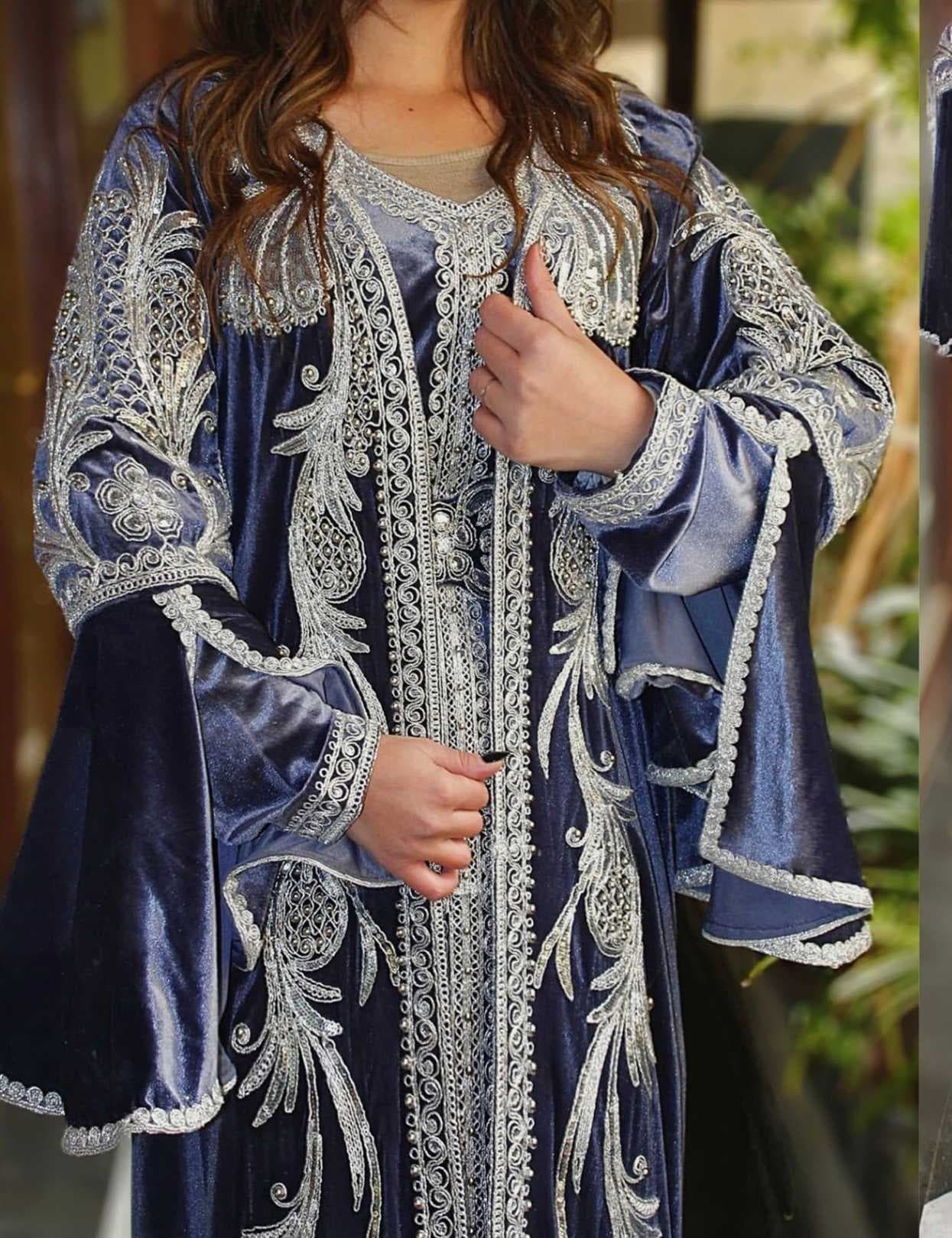 A velvet caftan gray 46