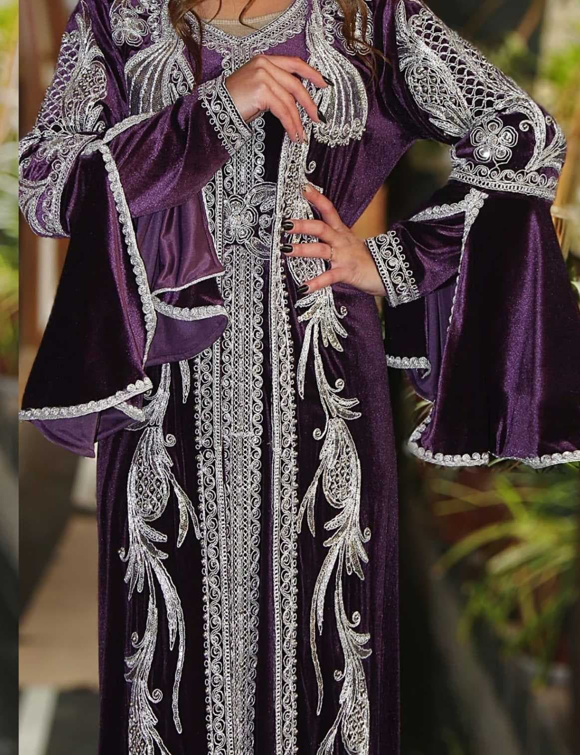 A velvet caftan purple 48