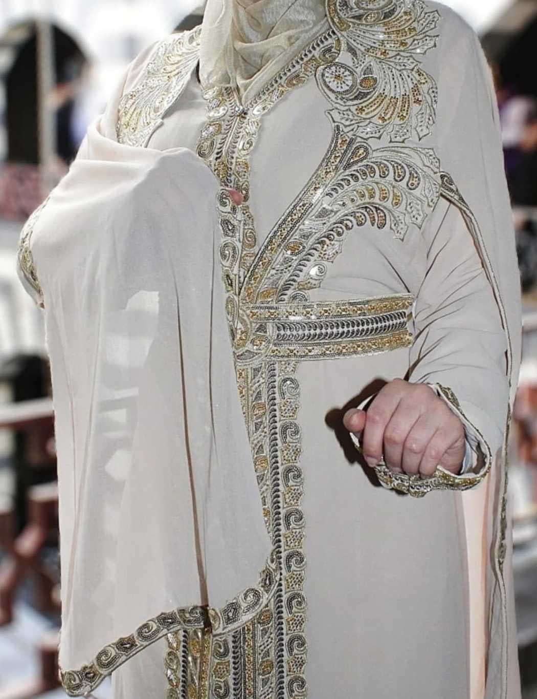 Luxurious oriental caftan Beige 2XL