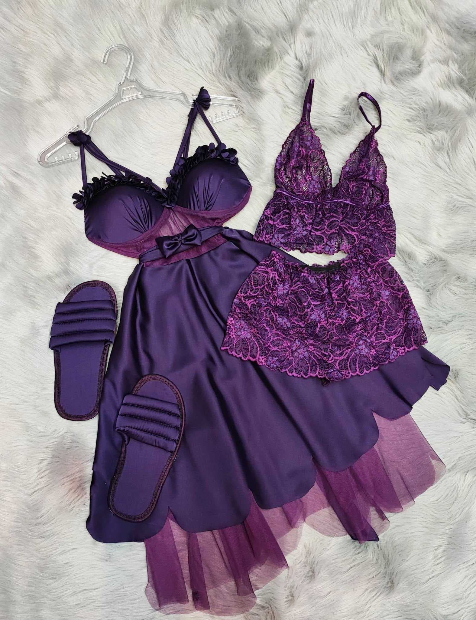A lingerie set purple 44