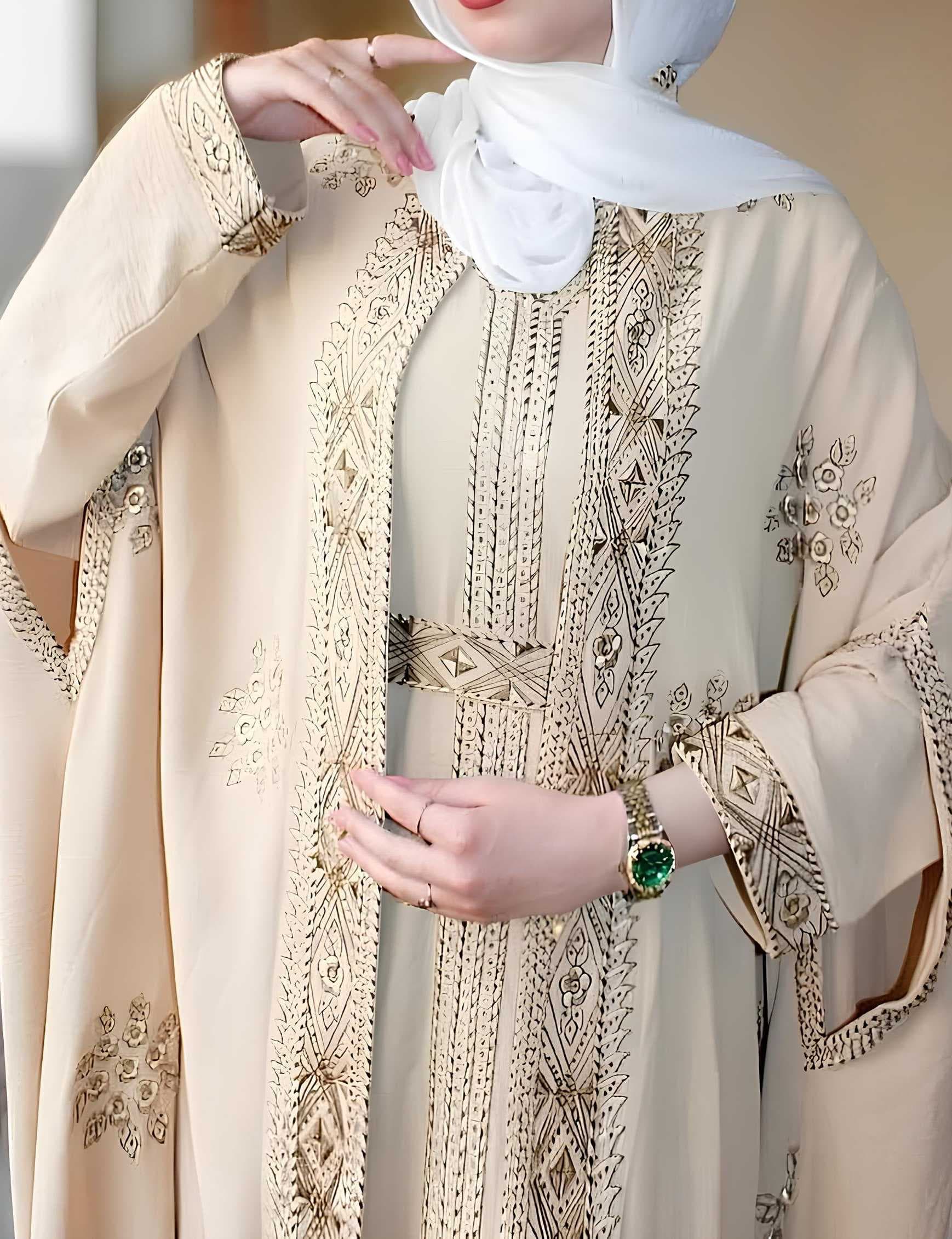 A luxurious abaya Beige XL