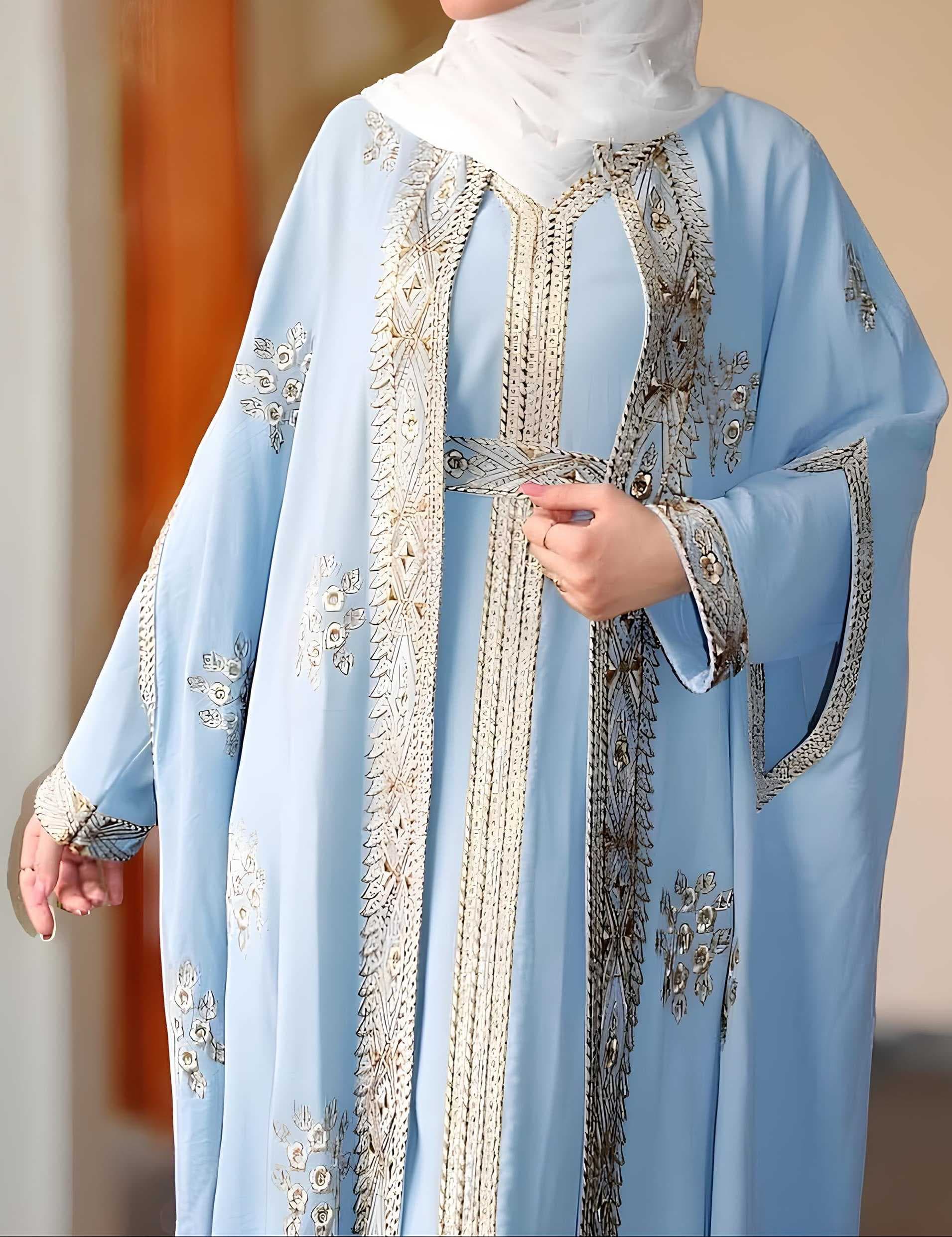 A luxurious abaya Blue XL