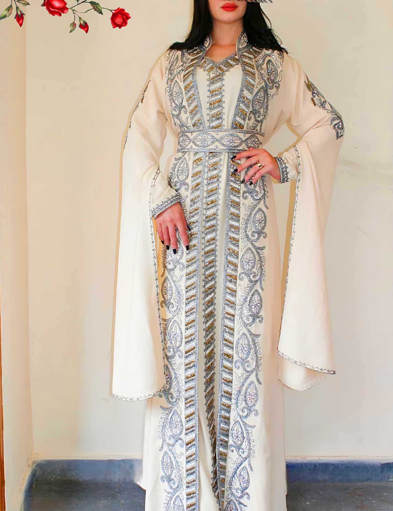 A luxurious Moroccan caftan Off-White M