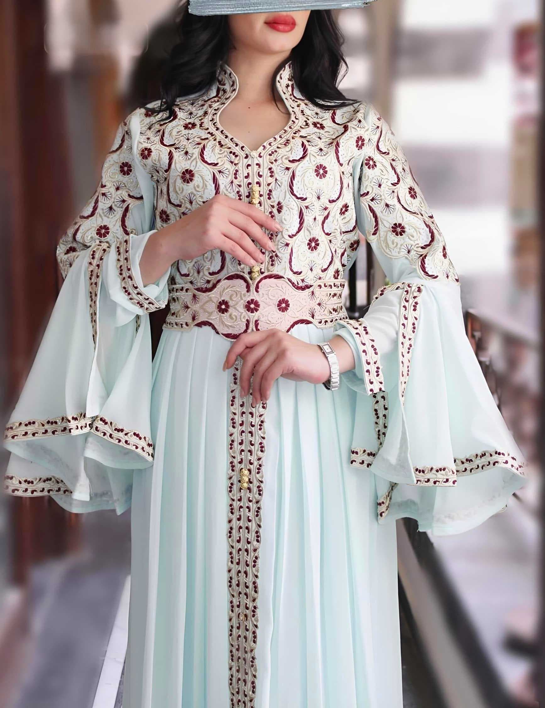 kaftan White
